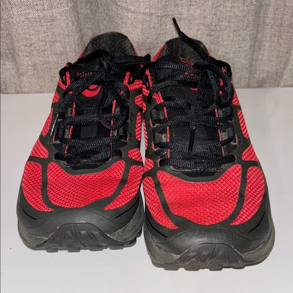 Topo Athletic EUC Terraventure 2 Vibram Sole Red & Black Running Men’s Shoe Sz 9 - Picture 8 of 8